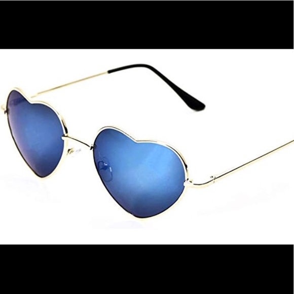 Heart Shaped Sunglasses - Picture 5 of 6